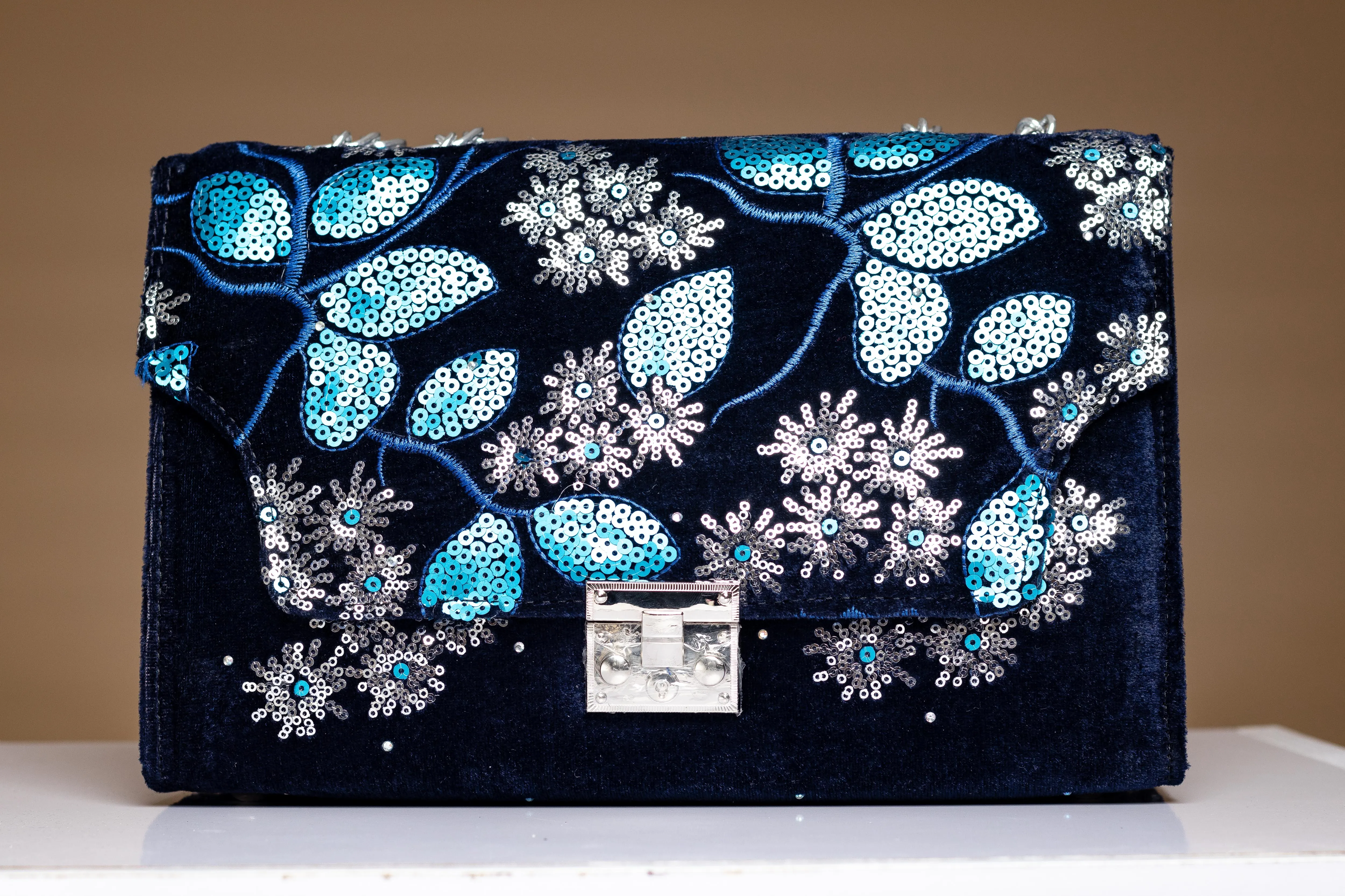 Ademide Sequined handbag (Blue)