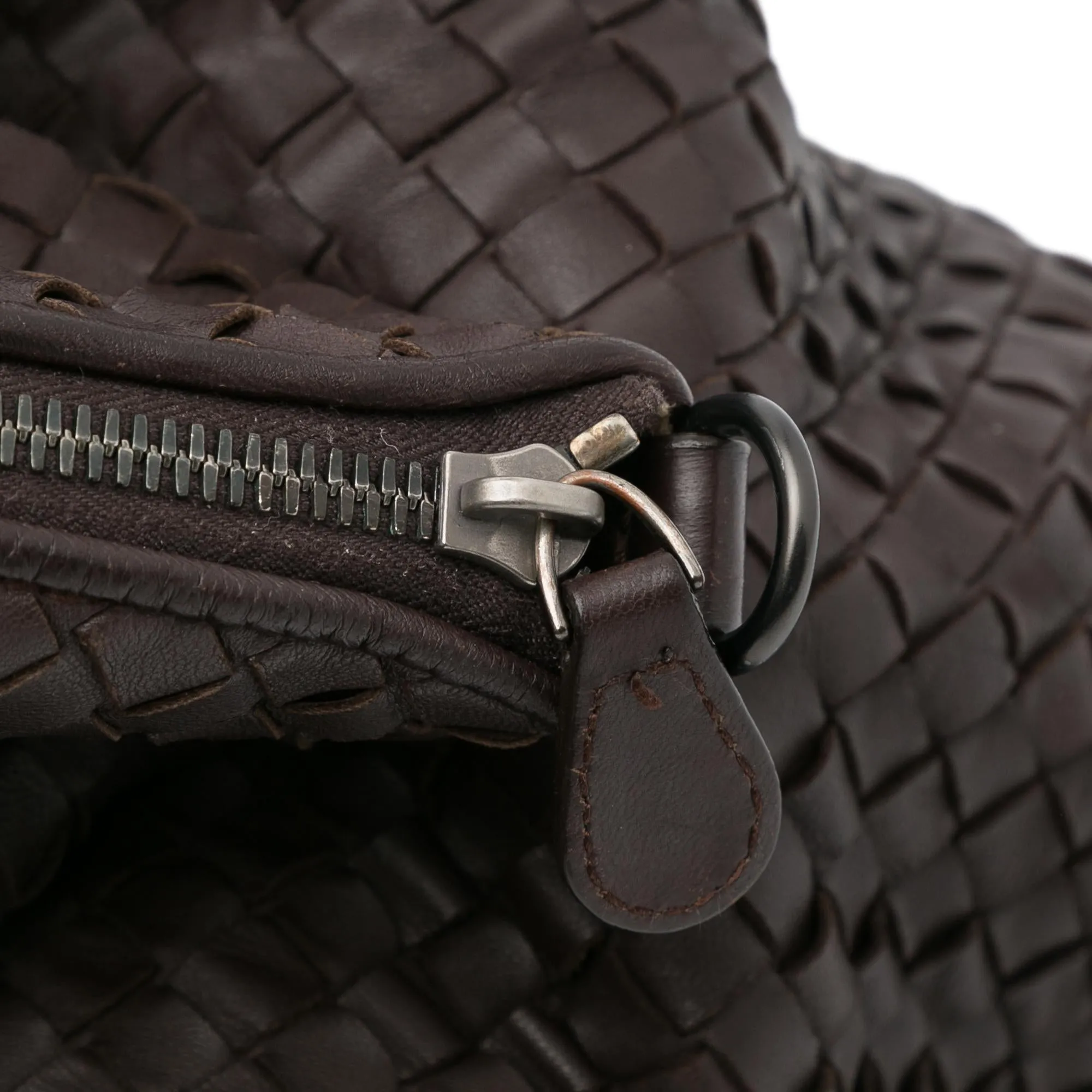 Bottega Veneta Maxi Intrecciato Convertible Tote (SHG-fgaSFB)