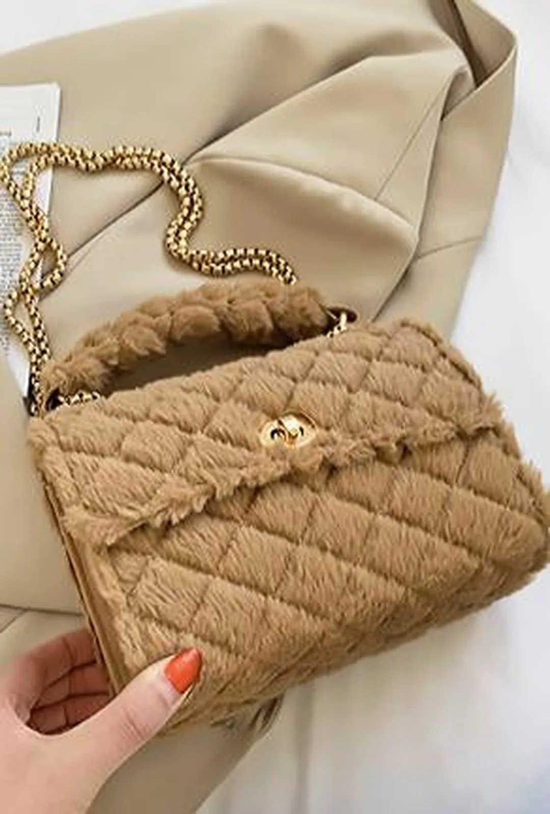 CHENTELLE - FUZZY QUILTED BAG