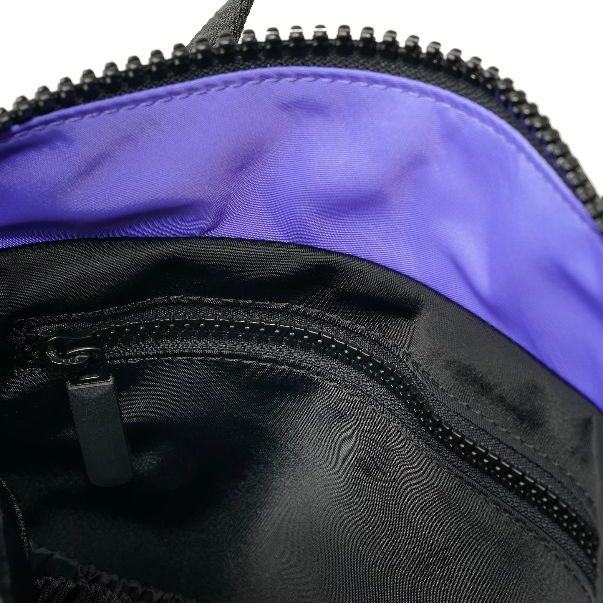 Creative Waste Bantry B Black / Simple Purple Recycled Nylon