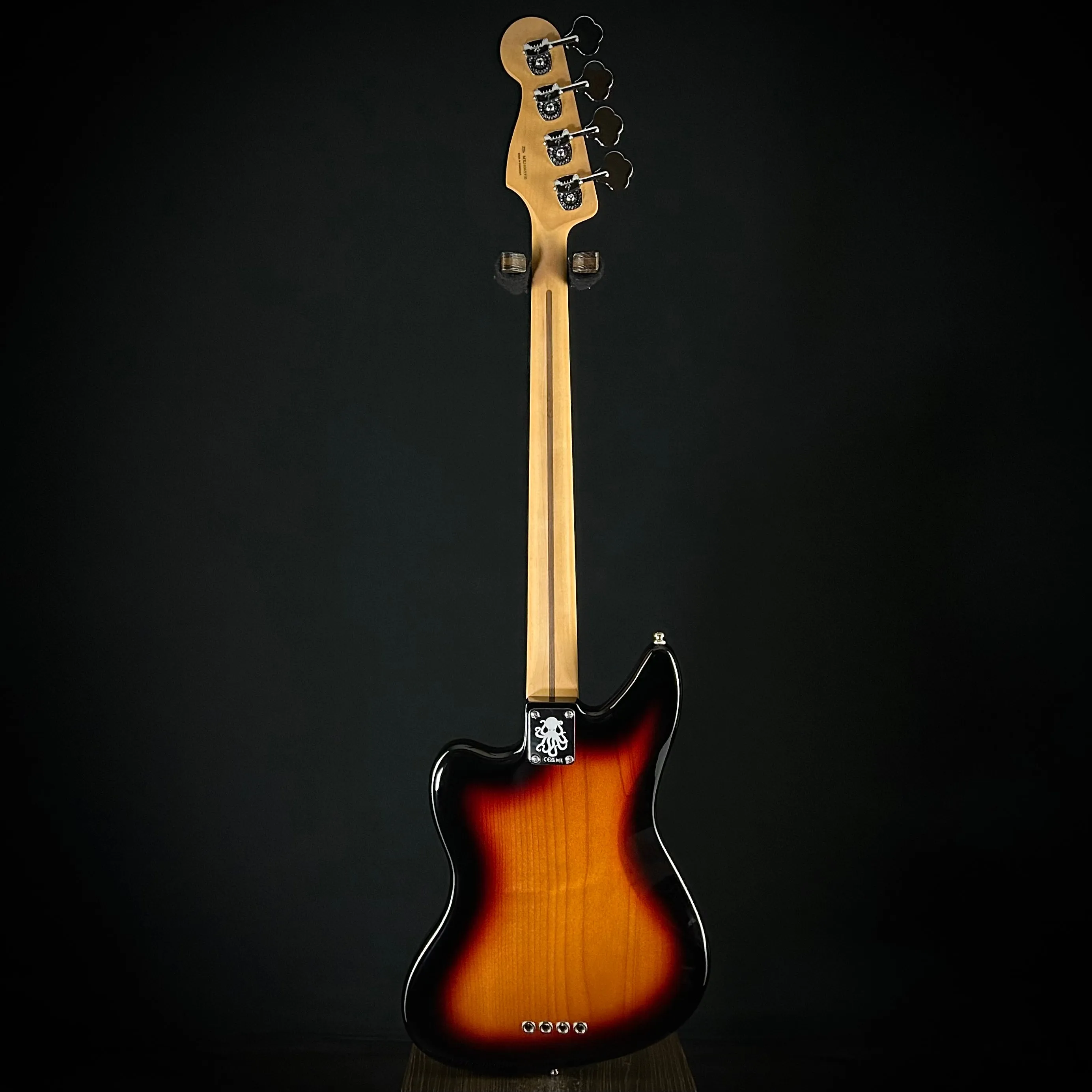 Fender Limited Mark Hoppus Jaguar Bass