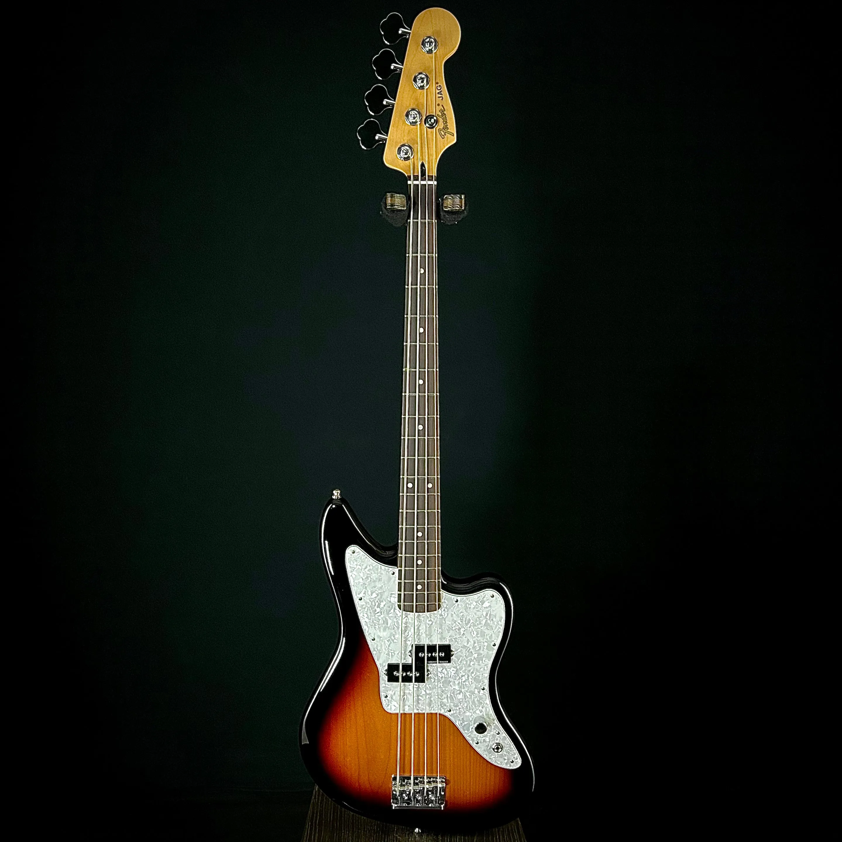 Fender Limited Mark Hoppus Jaguar Bass