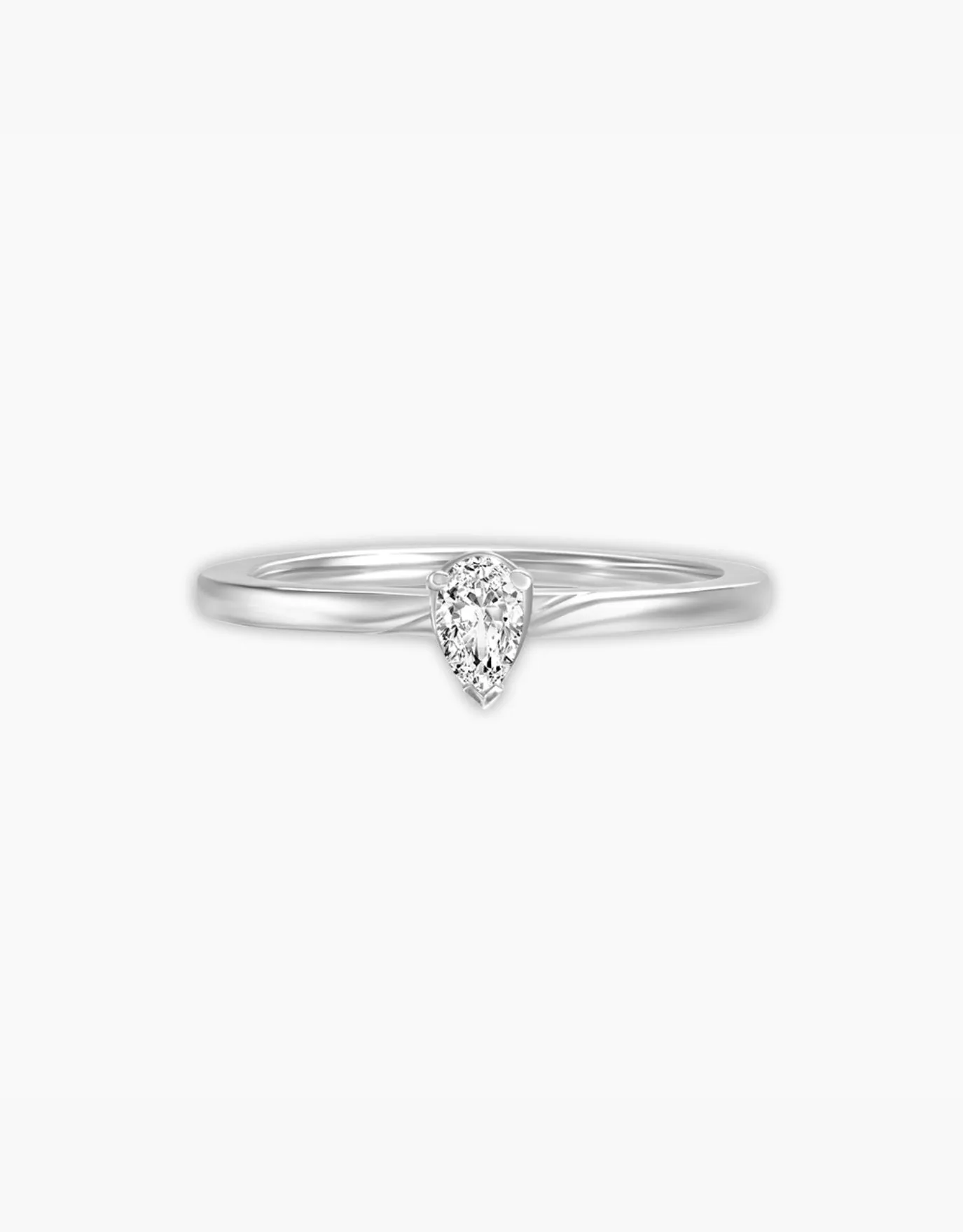 LVC Precieux Classic Teardrop Diamond Ring