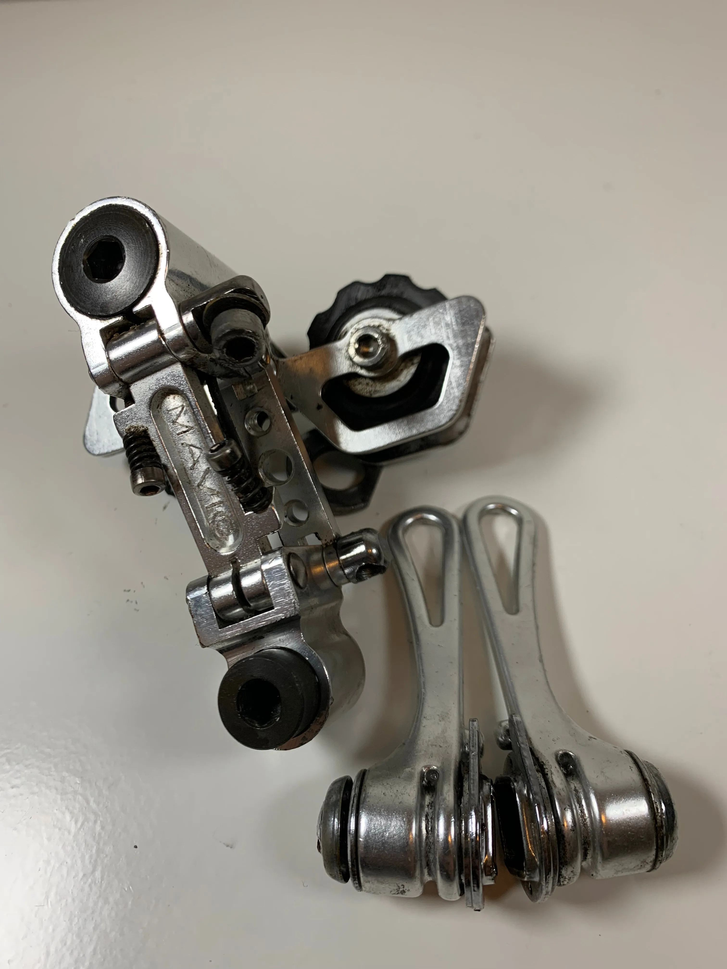 Mavic 801 rear derailleur first generation and Mavic 820 downtube shifters