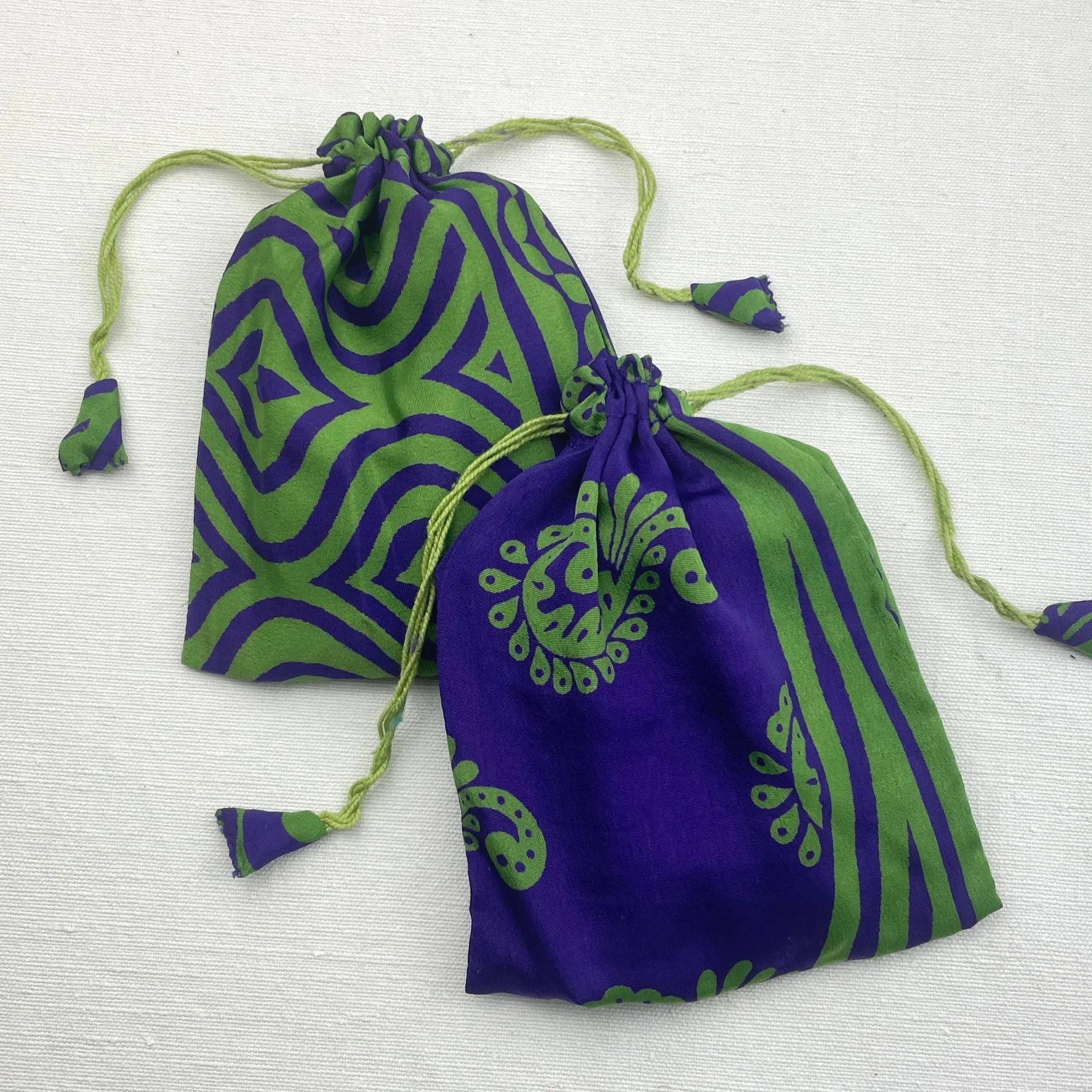 NIRMALA Recycled Sari Refillable Lavender Bag (WS)