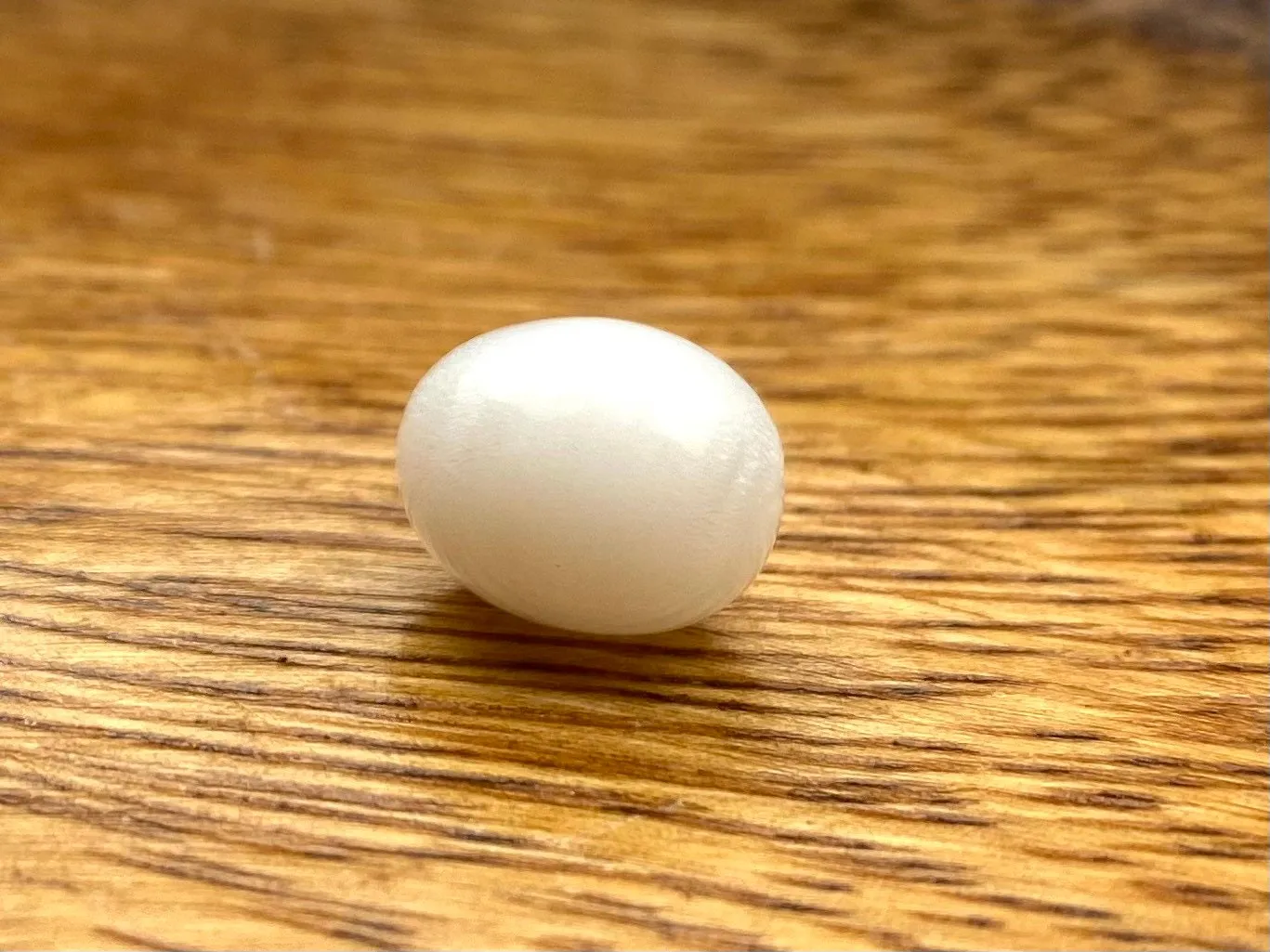 No.08 100% Natural Tridacna Pearl white Clam Pearl, 6.385 carat, 8.55mm x 10.73mm