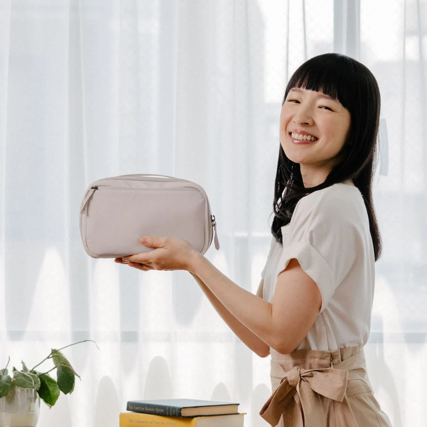 Orbitkey Konmari 2-In-1 Tech Pouch