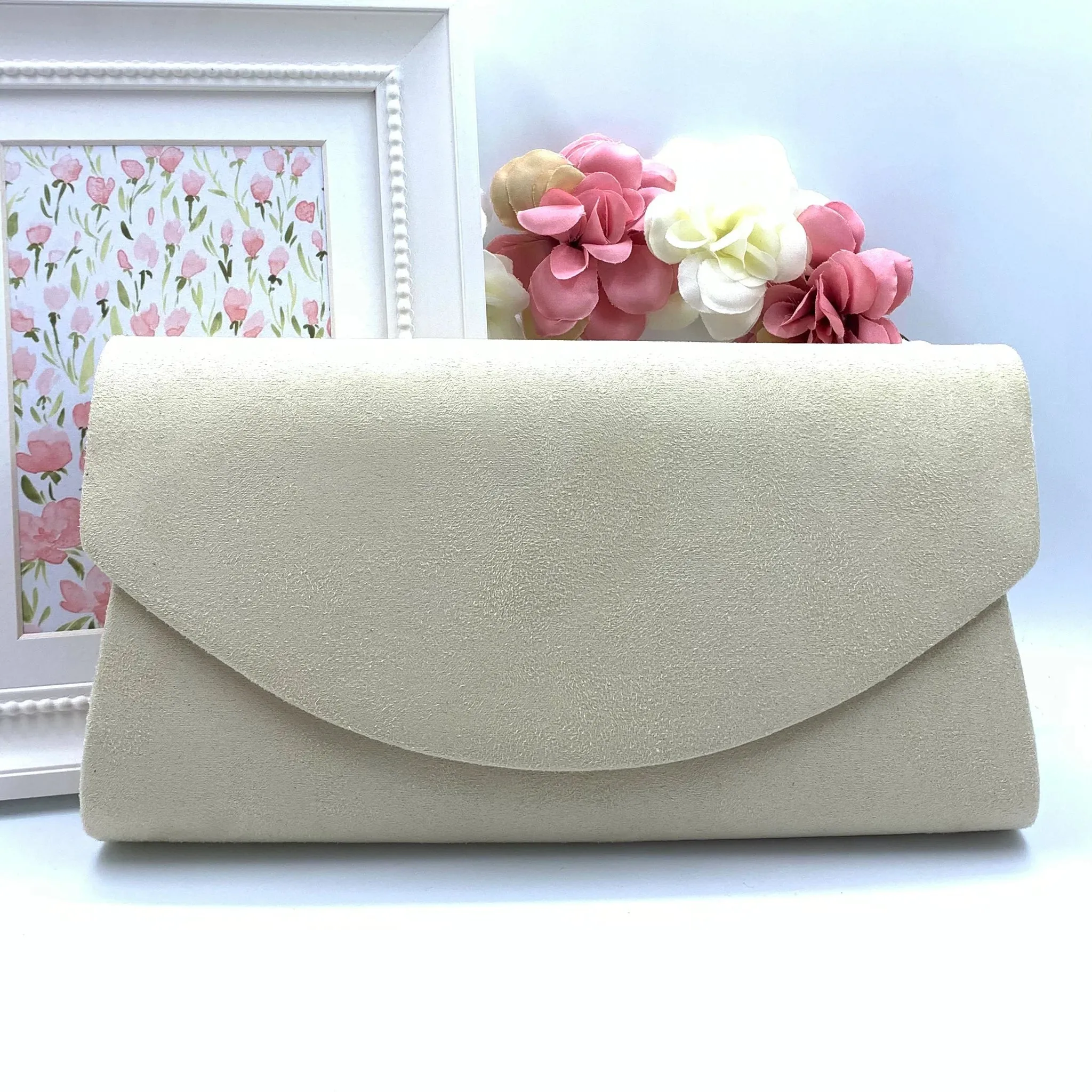 SUEDE CLUTCH BAG WITH LONG CHAIN