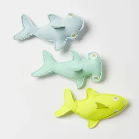 Sunnylife: Dive Buddies Salty the Shark Aqua Neon Yellow