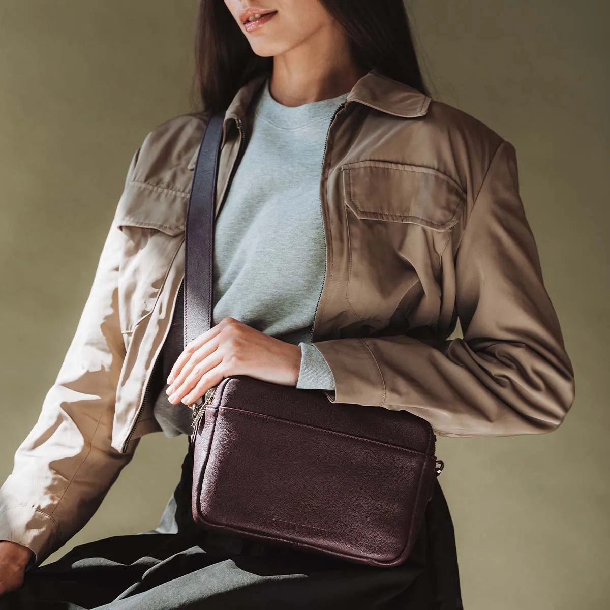 The Buena Vista Camera Bag Plum