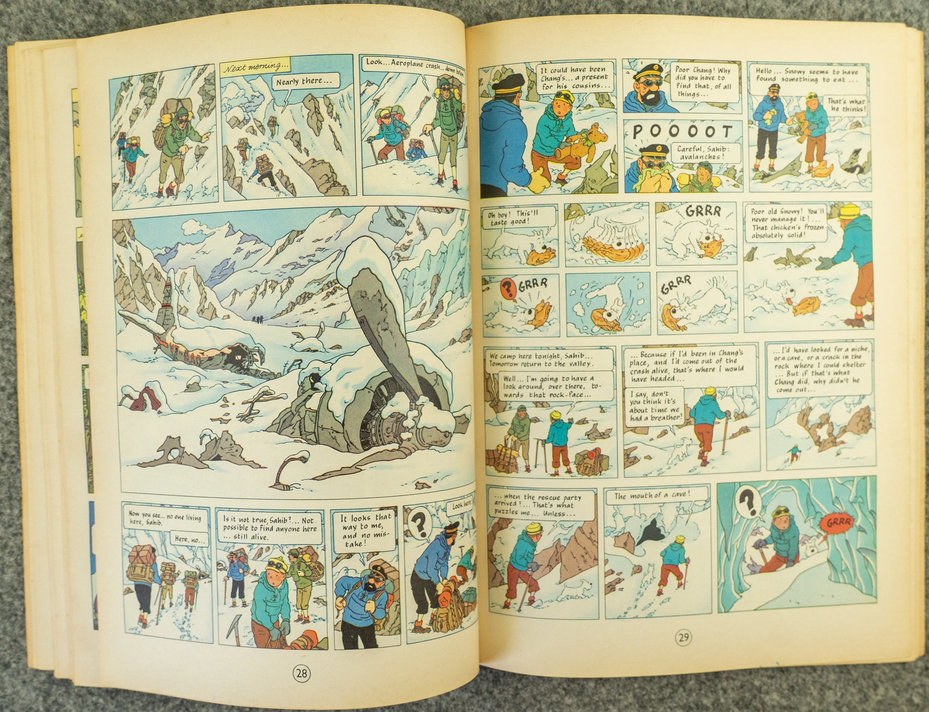 Tintin in Tibet - Tintin 1972 Methuen 1st UK Paperback Edition Book 1970s